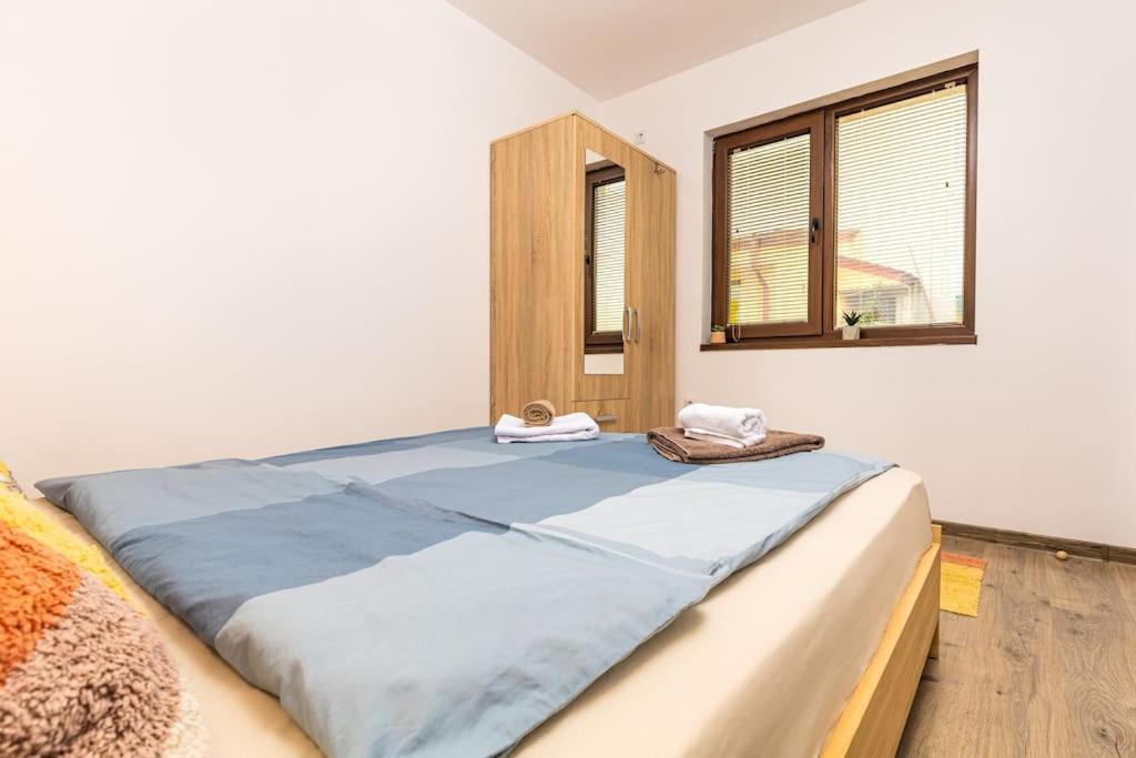 'Little Little' House In The Town Center & Parking Apartment Plovdiv Exterior photo
